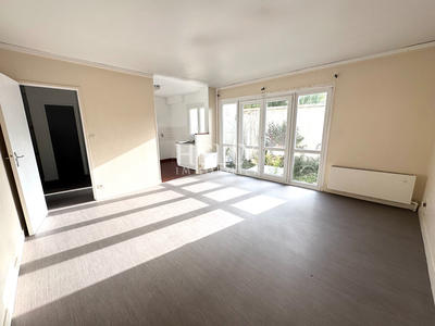 Appartement - 100 m² - 4 pièces