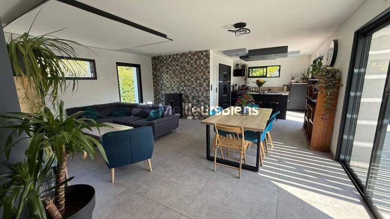 Maison - 123 m² - 6 pièces