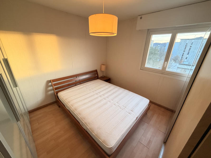 Appartement - 84 m² - 4 pièces