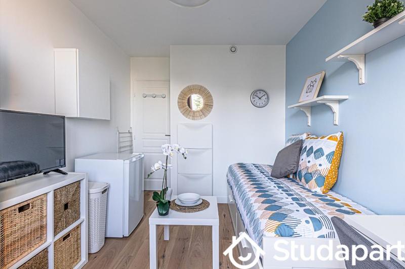 Chambre - 15 m² - 1 pièce