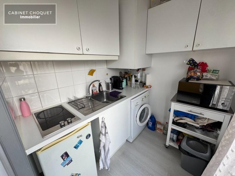 Studio - 30 m² - 1 pièce