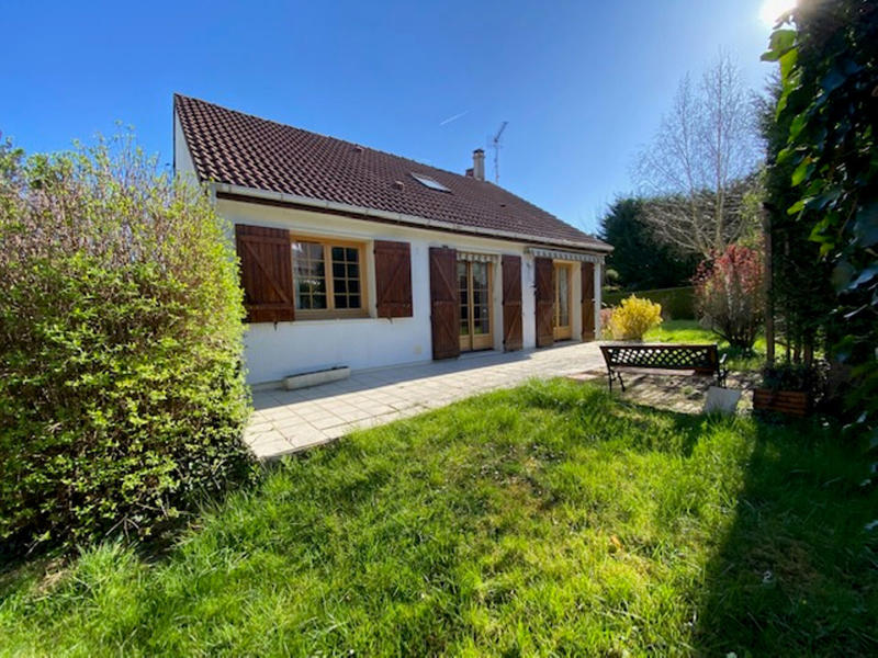 Maison - 100 m² - 6 pièces