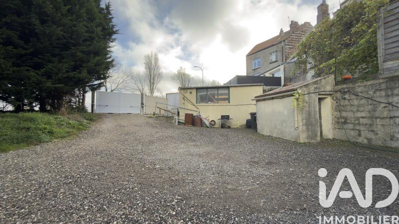 Maison - 128 m² - 7 pièces