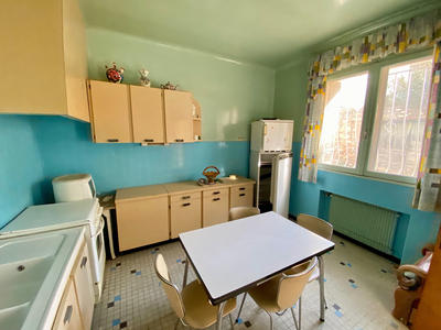 Maison de village - 219 m² - 8 pièces