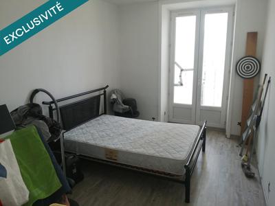 Appartement - 90 m² - 6 pièces