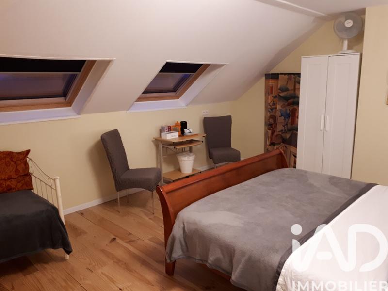 Maison - 300 m² - 9 pièces