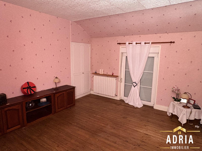 Maison - 93 m² - 4 pièces