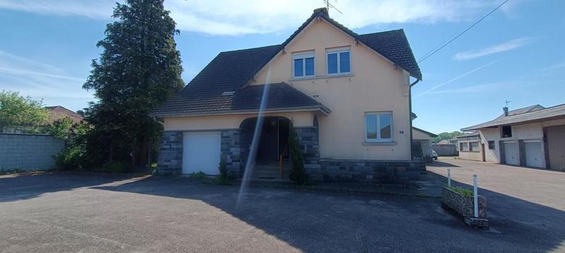 Maison - 193 m² - 7 pièces