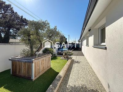 Maison - 103 m² - 5 pièces