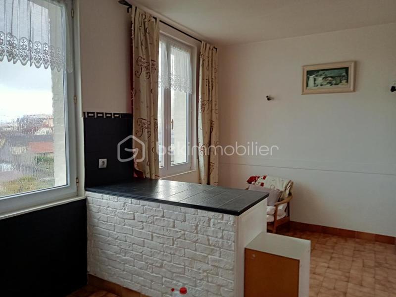 Propriété - 190 m² - 12 pièces