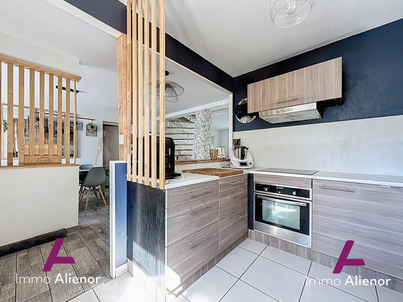 Maison - 123 m² - 6 pièces