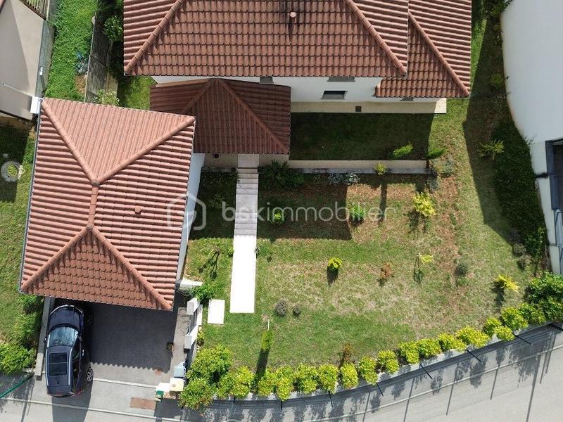 Villa - 147 m² - 6 pièces