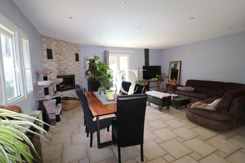 Maison - 112 m² - 4 pièces