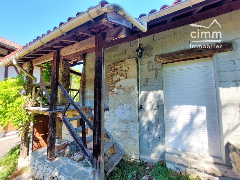 Maison - 215 m² - 7 pièces