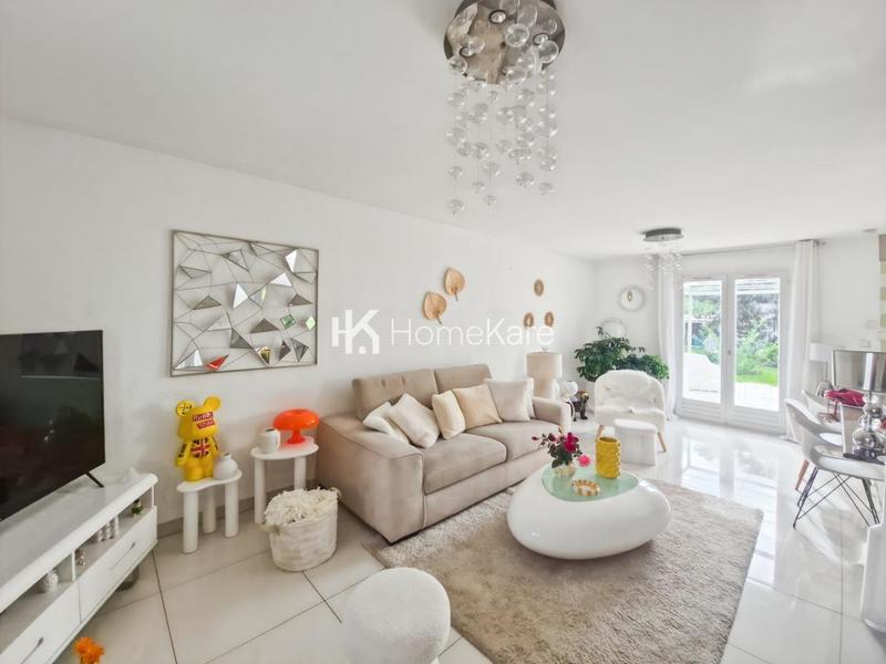 Maison - 125 m² - 6 pièces