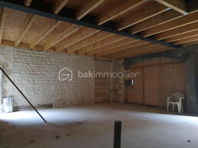 Maison de ville - 195 m² - 1 pièce