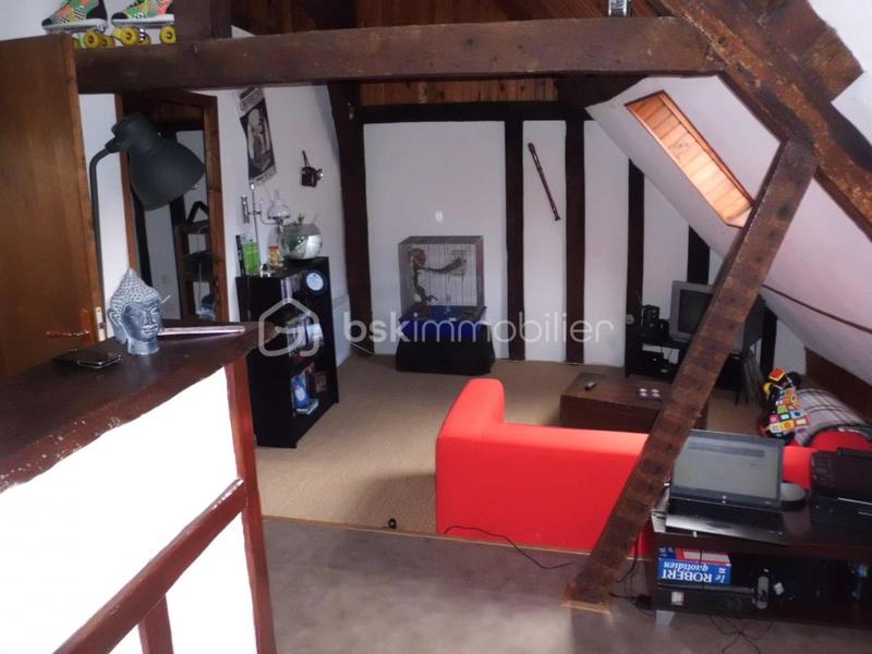 Immeuble - 128 m² - 8 pièces