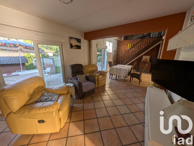 Maison - 180 m² - 7 pièces