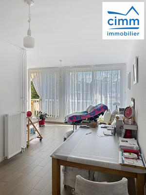 Appartement - 65 m² - 3 pièces
