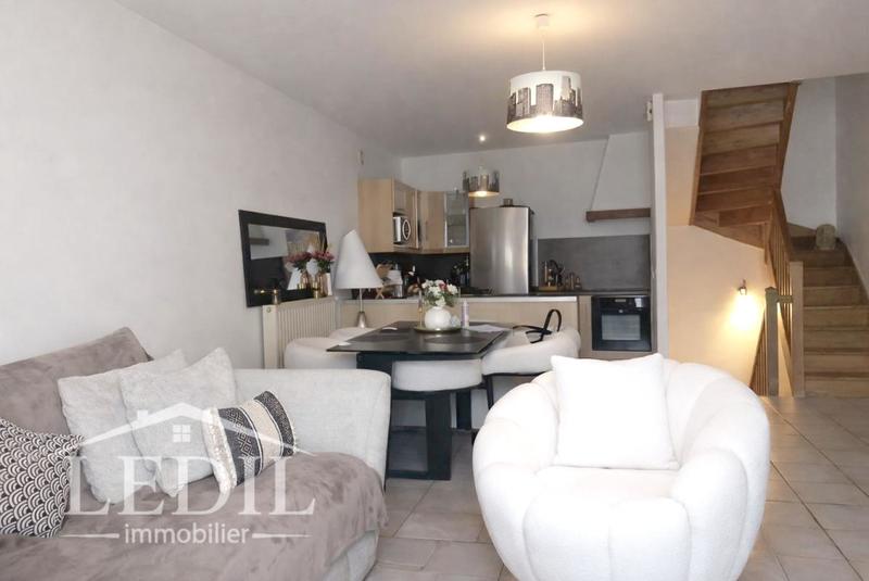 Maison de ville - 104 m² - 4 pièces