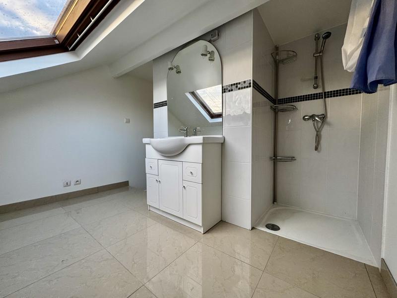 Maison - 82 m² - 5 pièces