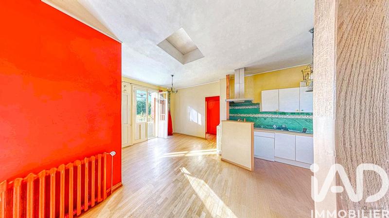 Maison - 86 m² - 5 pièces