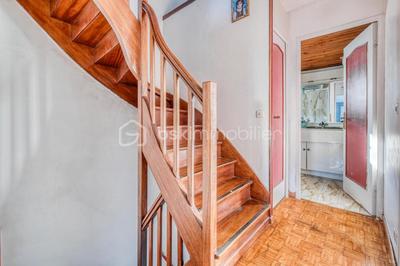 Maison - 93 m² - 5 pièces