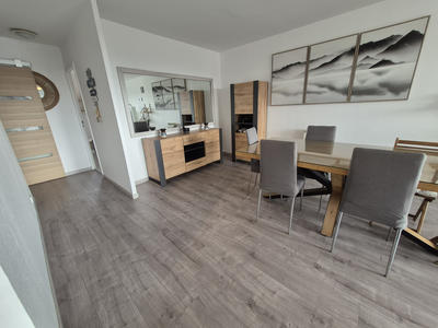 Appartement - 92 m² - 5 pièces