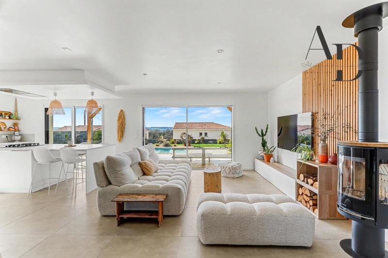 Maison - 113 m² - 5 pièces