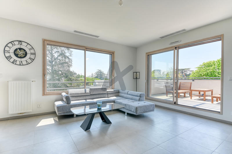 Appartement - 106 m² - 4 pièces