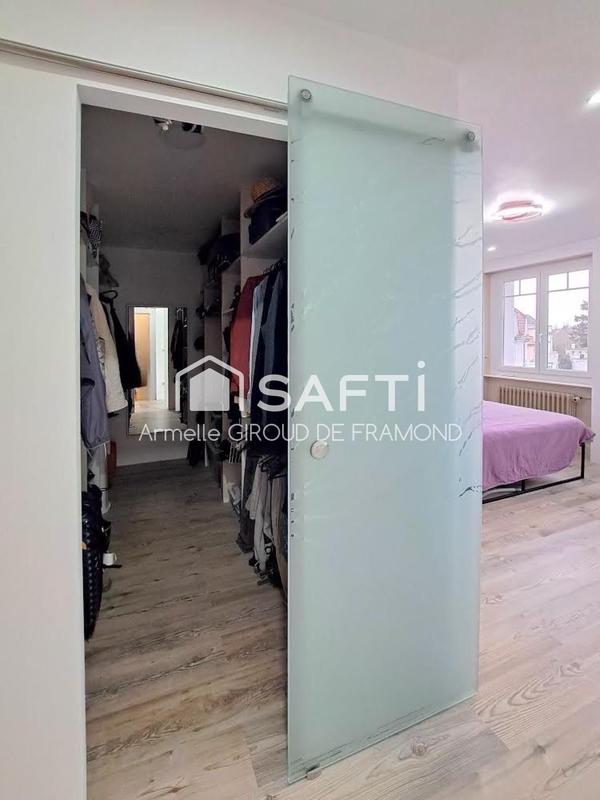 Maison - 194 m² - 8 pièces