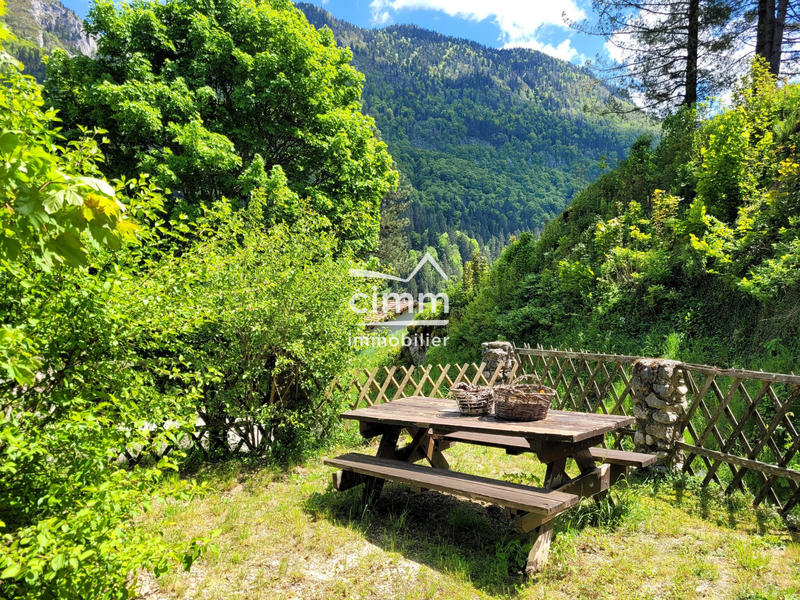 Maison ancienne - 354 m² - 8 pièces