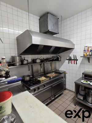 Fonds de commerce - 61 m²