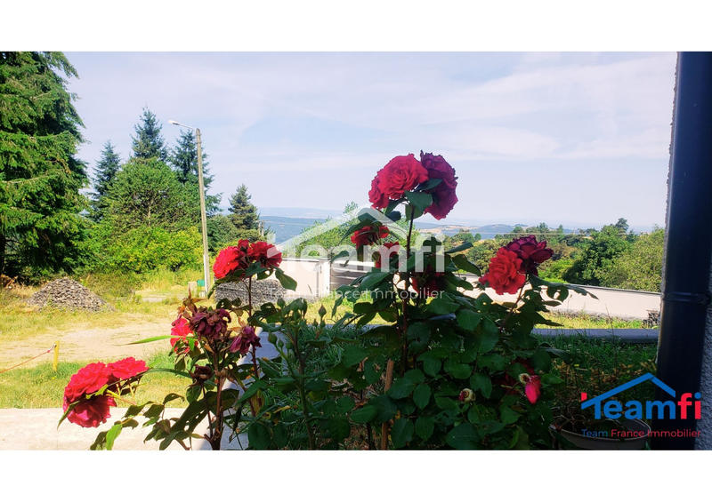 Maison - 115 m² - 4 pièces