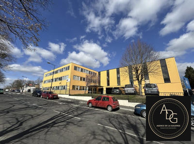 Local d'activités - 211 m²