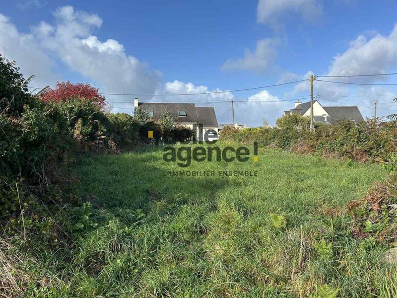 Terrain constructible - 1 560 m²