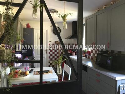 Maison - 84 m² - 5 pièces