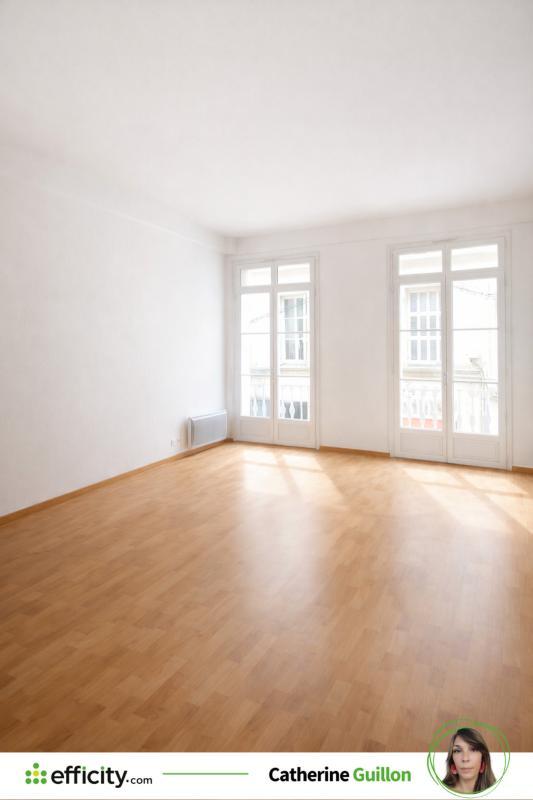 Immeuble - 208 m² - 11 pièces