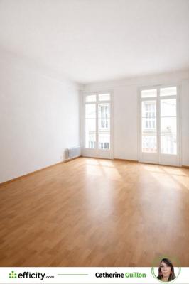 Immeuble - 208 m² - 11 pièces