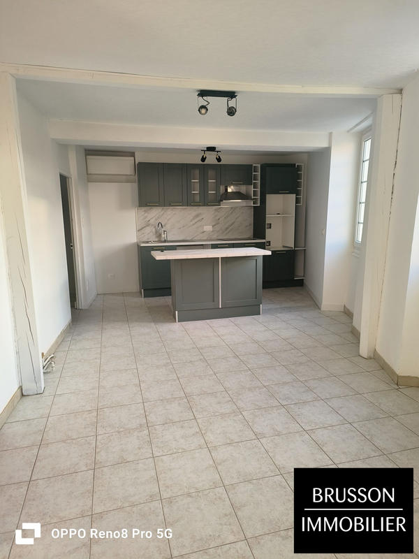 Appartement - 72 m² - 3 pièces