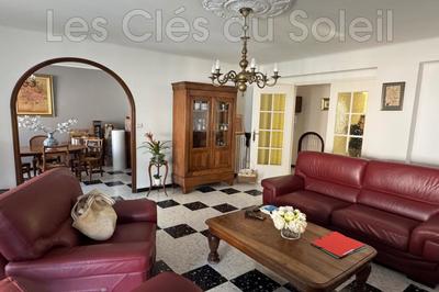 Appartement - 92 m² - 5 pièces