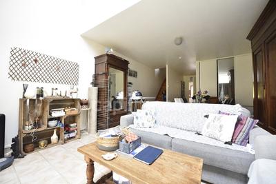 Maison - 96 m² - 4 pièces