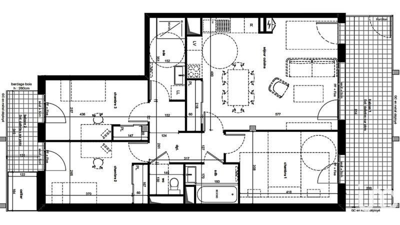 Appartement - 82 m² - 4 pièces
