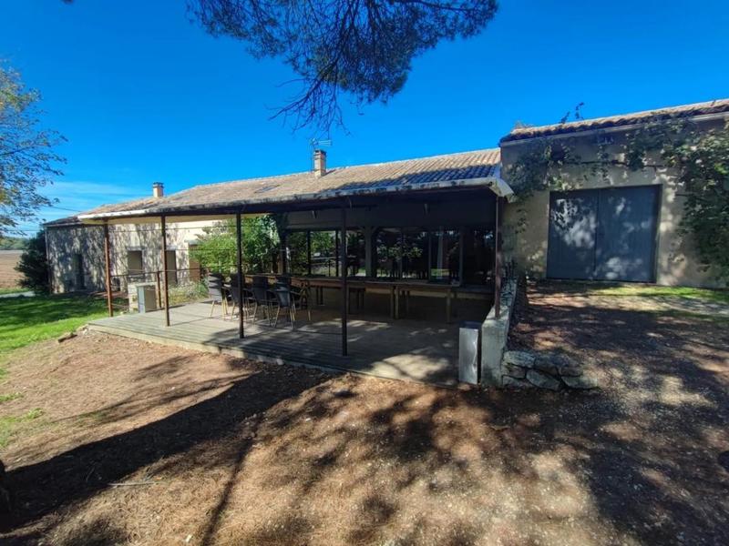 Longère - 380 m² - 13 pièces