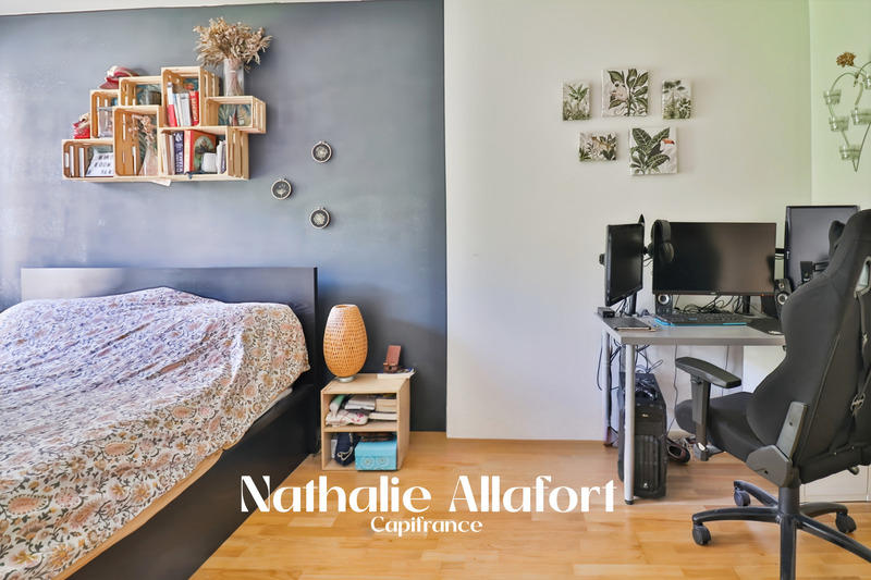 Appartement - 82 m² - 3 pièces