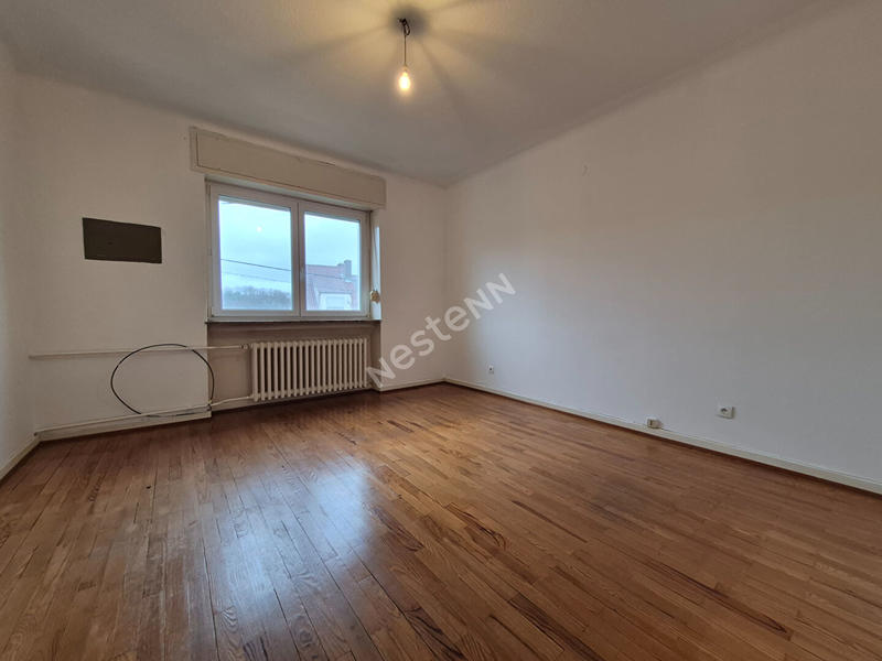 Maison - 127 m² - 8 pièces