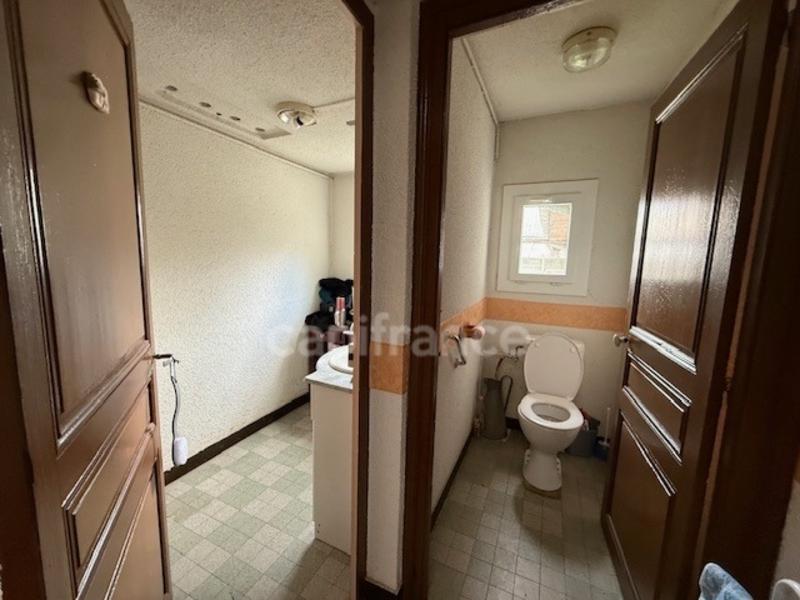 Maison - 185 m² - 10 pièces