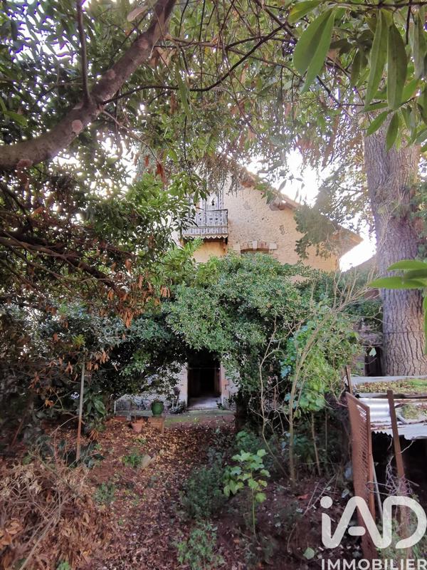 Maison - 210 m² - 9 pièces