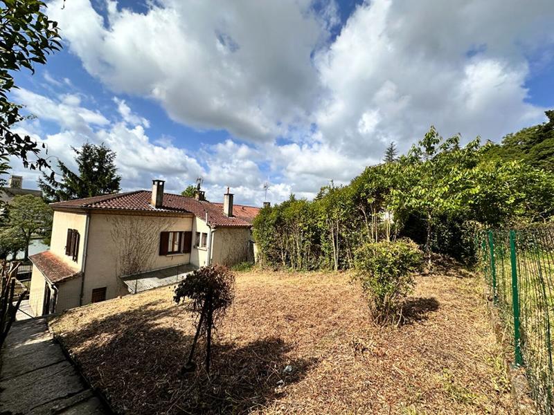 Maison - 142 m² - 7 pièces