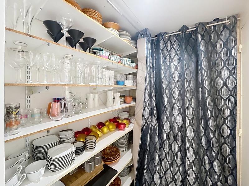 Magasins - 60 m² - 2 pièces